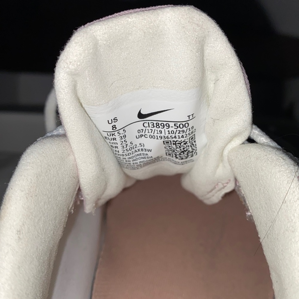 Nike Air Max 270 React Inside Tag